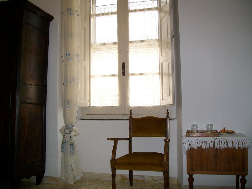 Notte Di Luna & Breakfast Guest house Oristano